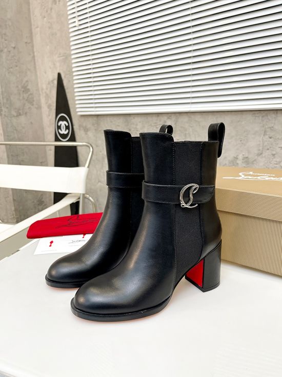 Louis Vuitton Premium Grain Leather Thick Heel Ankle Boots