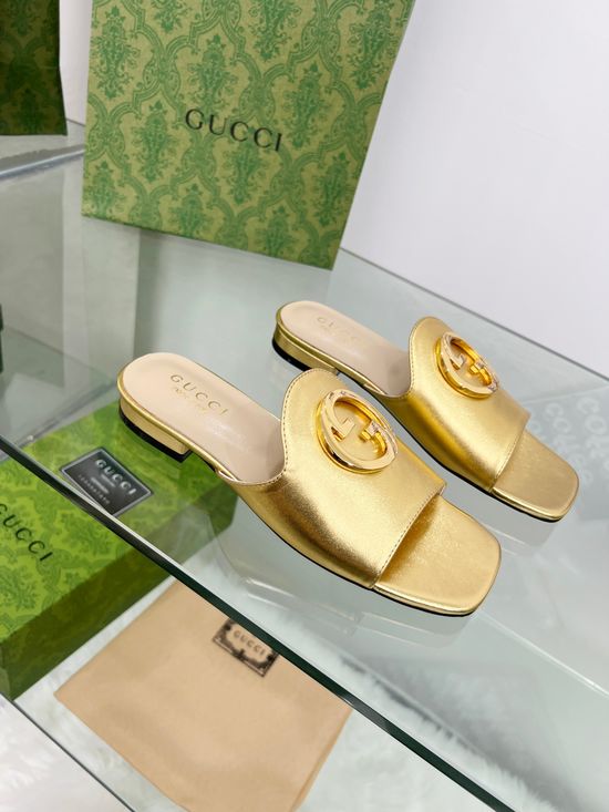 Gucci Genuine Leather Thong Slides with Soft Lining