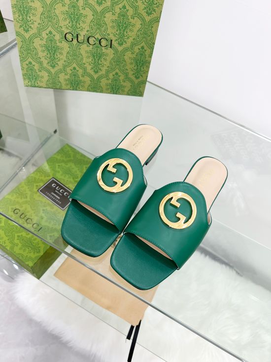 Gucci Genuine Leather Thong Slides with Soft Lining