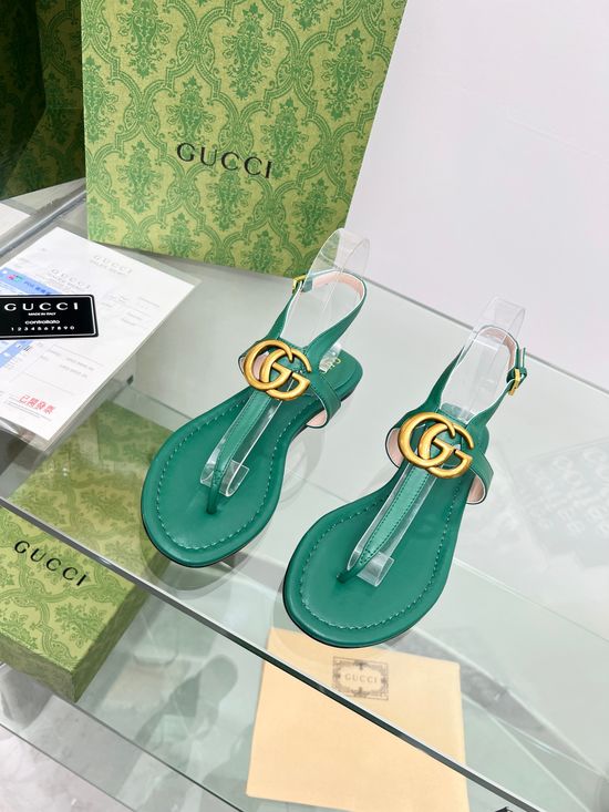 Gucci Cowhide Upper Thong Sandals with Sheepskin Lining