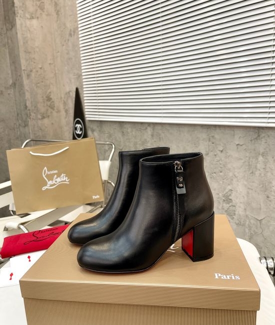 Louis Vuitton LV Genuine Leather Chunky Heel Short Boots