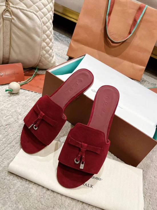 Loro Piana Comfortable Knitted Slippers with Soft Sheepskin Insole