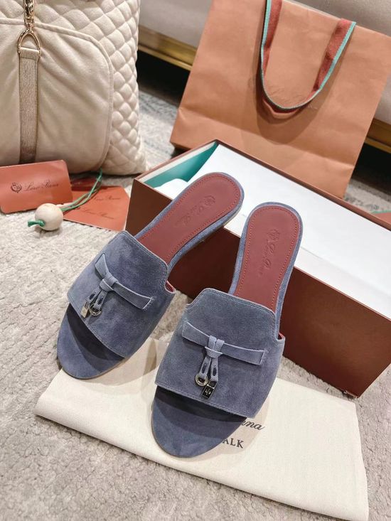 Loro Piana Comfortable Knitted Slippers with Soft Sheepskin Insole