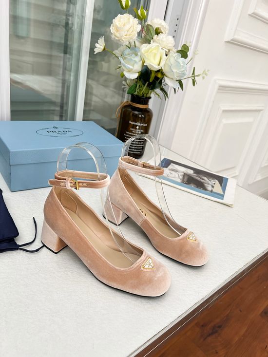 Prada Mary Jane Shoes Square Chunky Heel Leather Outsole Comfortable