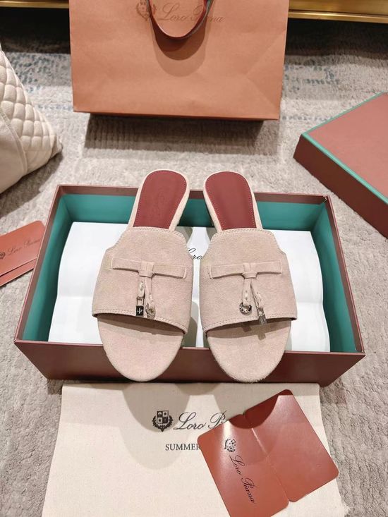 Loro Piana Comfortable Knitted Slippers with Soft Sheepskin Insole