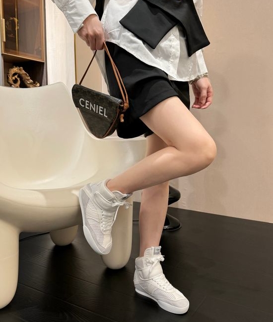 Chloe Comfortable Leather Upper Casual Non-slip Training Shoes