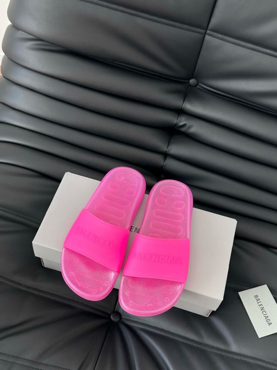 Balenciaga Comfortable Chunky Platform Non-Slip Beach Slides
