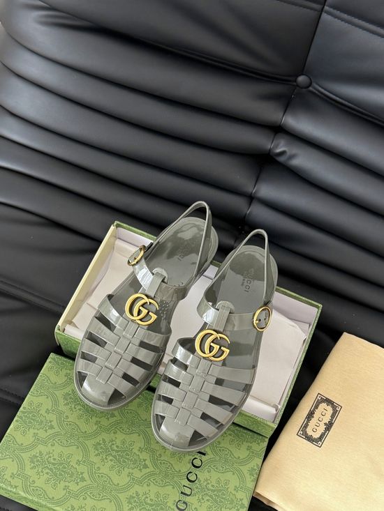 Gucci Glossy Translucent TPU Jelly Sandals Exquisite Craft