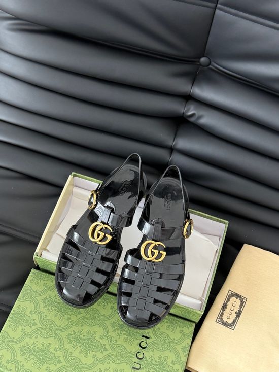 Gucci Glossy Translucent TPU Jelly Sandals Exquisite Craft