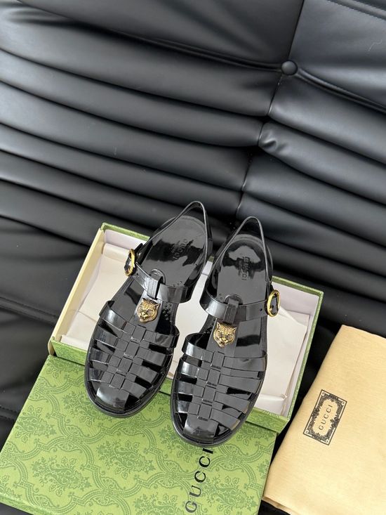 Gucci Glossy Translucent TPU Jelly Sandals Exquisite Craft