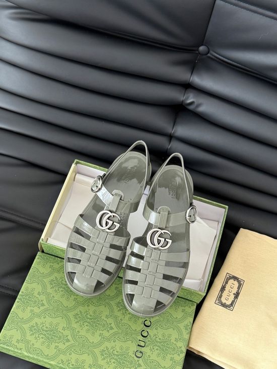 Gucci Glossy Translucent TPU Jelly Sandals Exquisite Craft