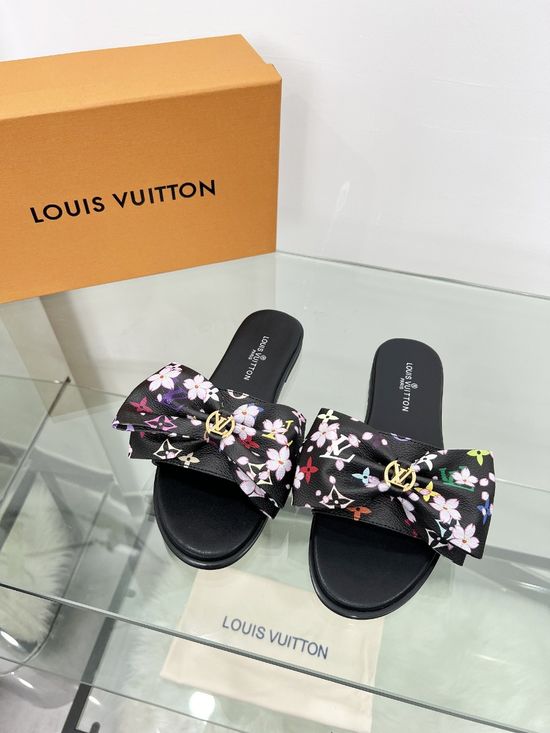 Louis Vuitton Bow Decor Casual Shoes with 3D Print Details