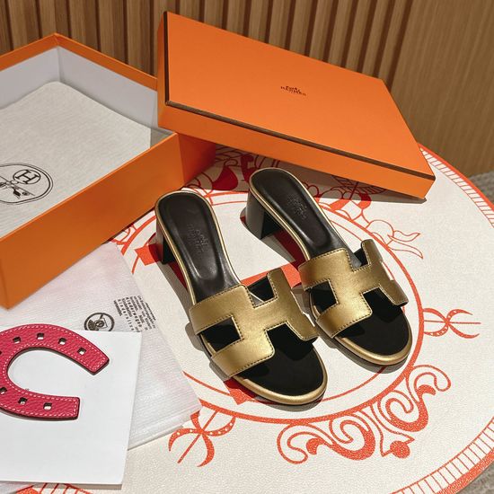 Hermes Hot Gold Middle Heel Calfskin Leather Sandals