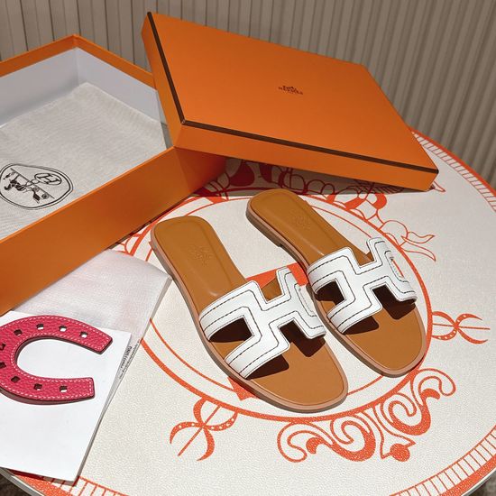 Hermes Dianxiu Flat Heel Calfskin Sandals with Dermal Outsole