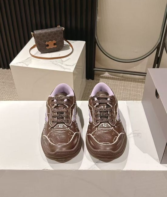 Balenciaga Vintage Distressed Leather Casual Sneakers with Signature Detail