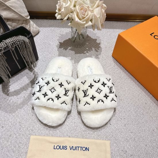 Louis Vuitton LV Warm Wool Lined Slippers Non Slip Soft Comfortable