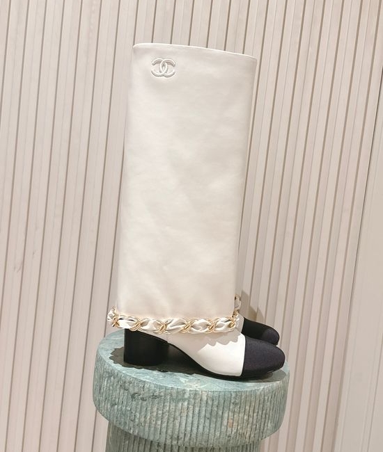 Chanel Calfskin Upper Chain Decor Comfortable Tall Fashion Boots