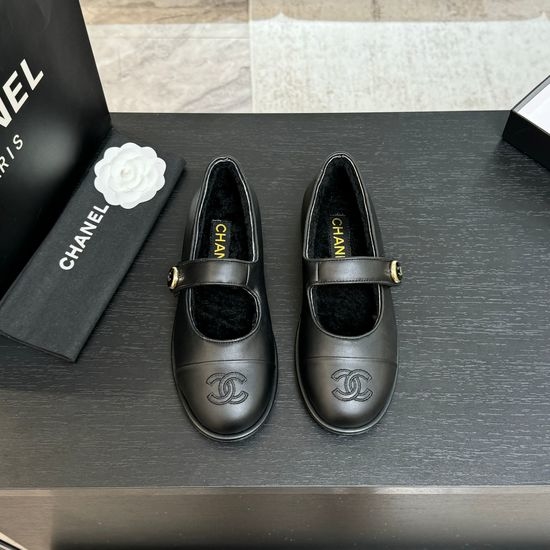 Chanel Warm Faux Fur Buckle Dress Shoes for Everyday Wear