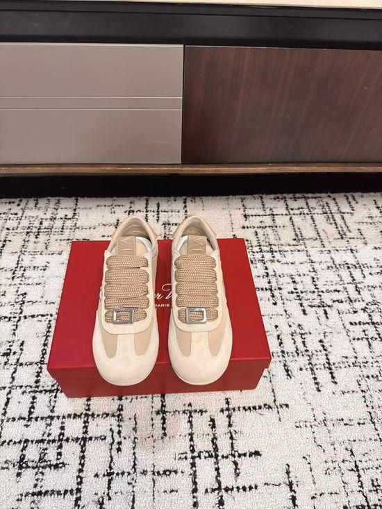 Roger Viver Classic Soft Suede Silk Casual Sneakers Non-slip Daily Shoes