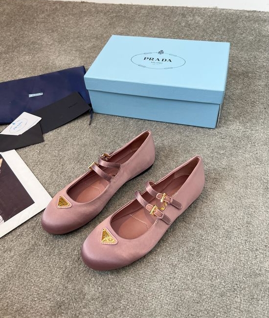 Prada Vintage Satin Loafers With Buckle And Lightweight Sole