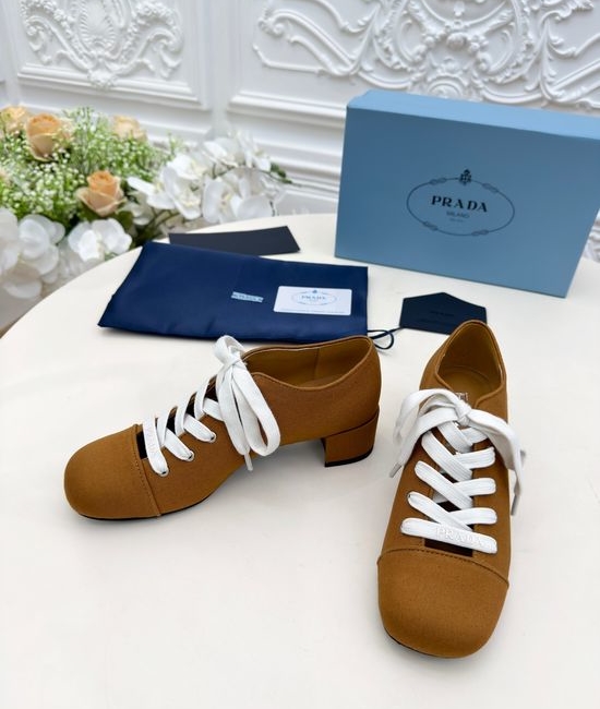 Prada Mary Jane Shoes with Emblem Chunky Heel Anti-slip Sole
