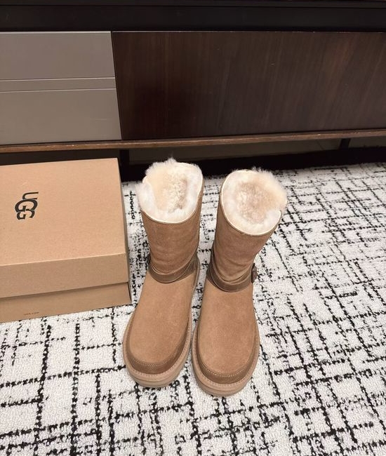 UGG Shearling Lined Winter Boots with Knit Details