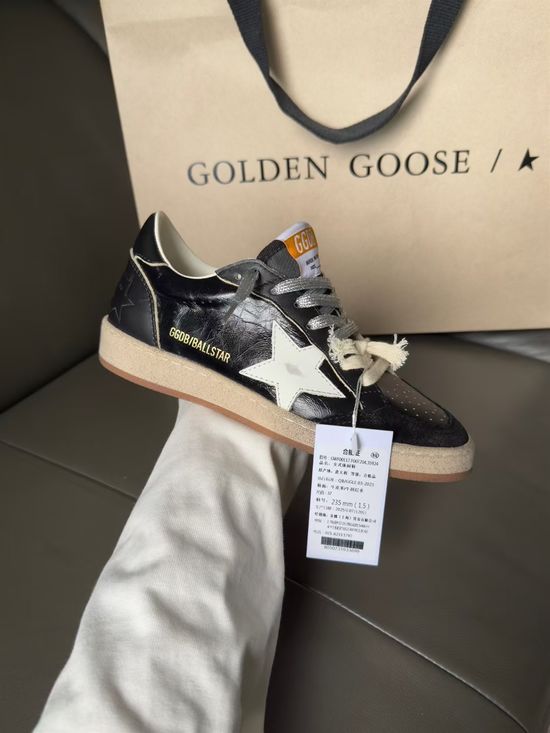 Golden Goose Premium Vintage Distressed Leather Comfortable Casual Sneakers