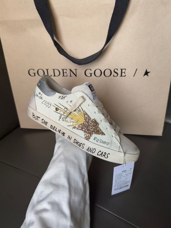 Golden Goose Comfortable Durable Vintage Distressed Casual Sneakers