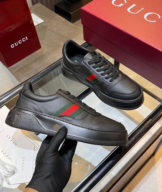 Gucci Premium Leather White Sneakers Lightweight Soft Thick Sole
