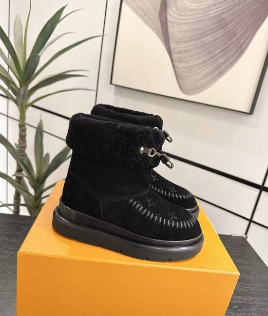 Louis Vuitton LV Trendy Monogram Wool Boots for Comfort