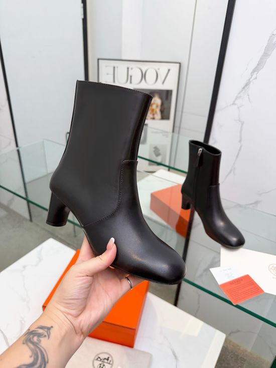 Hermes Custom-made Zipper Ankle Boots with Logo Detail
