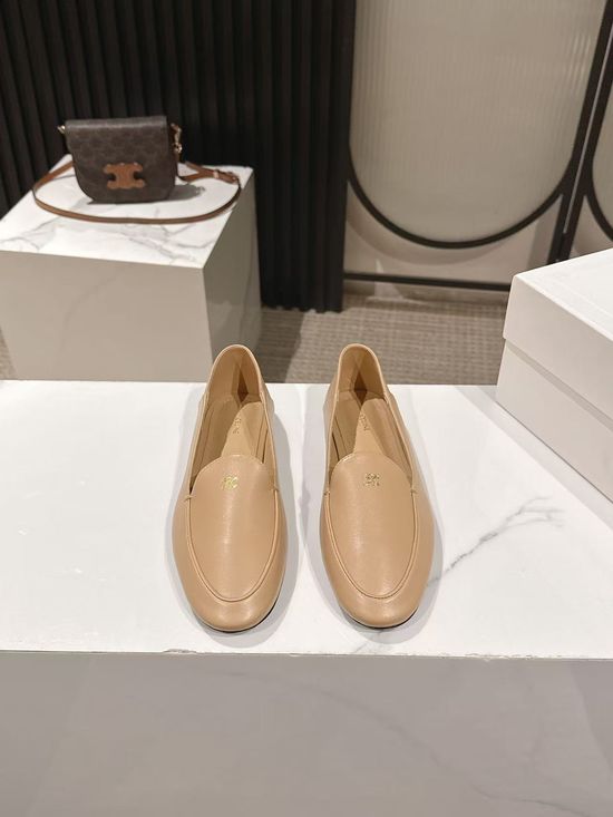 Celine Soft Leather Slip On Loafers Classic Versatile Daily Shoes