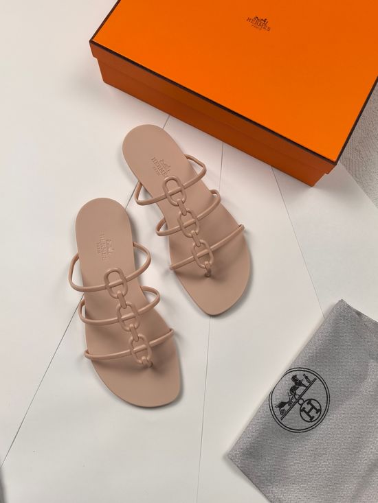 Hermes Chain Decorated Thong Flip Flops with Shiny Sole
