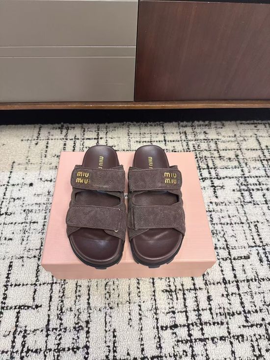 Miu Miu Soft Suede Comfort Elegant Casual Sandals