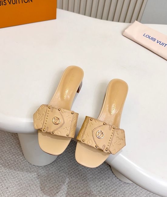 Louis Vuitton LV Embossed Pattern Flat Mules Rivet Decor Leather Shoes