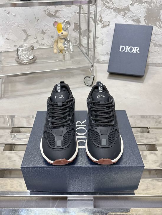Christian Dior Lattice Pattern Thick Sole Knitted Sneakers With Elevated Design