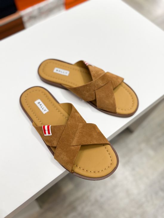 Burberry Premium Cowhide Slides with Soft Non-slip Outsole