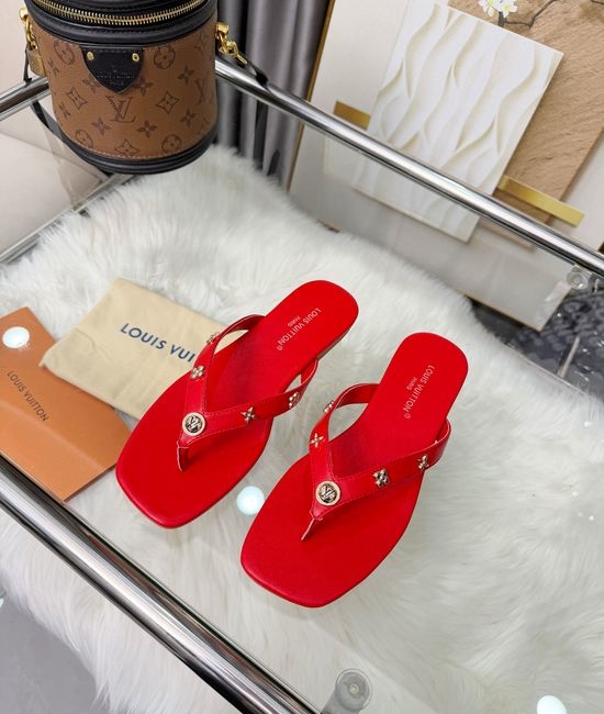 Louis Vuitton LV Genuine Leather Casual Comfort Flat Flip Flops
