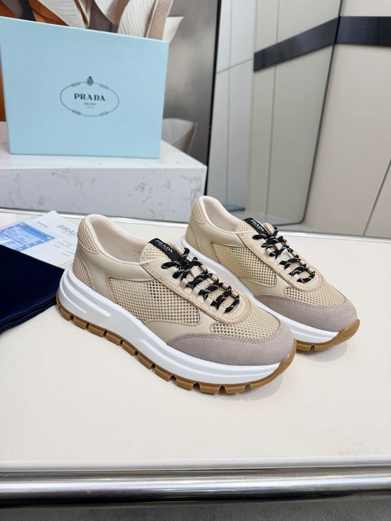 Prada Classic Premium Leather Casual Versatile Daily Sneakers