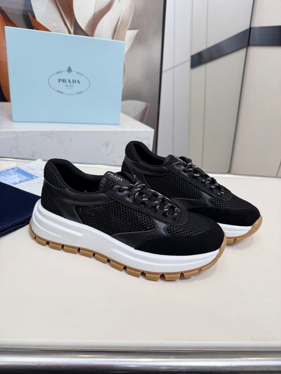 Prada Classic Premium Leather Casual Versatile Daily Sneakers