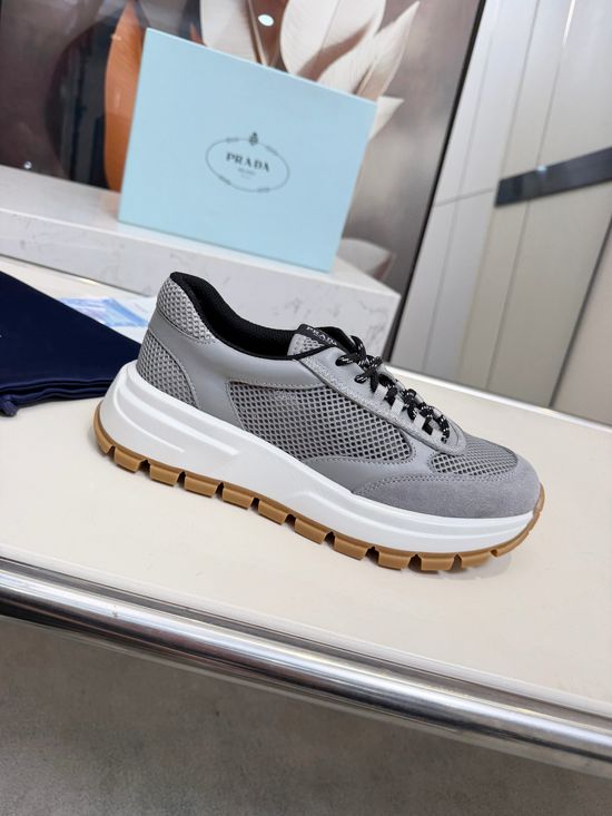 Prada Classic Premium Leather Casual Versatile Daily Sneakers