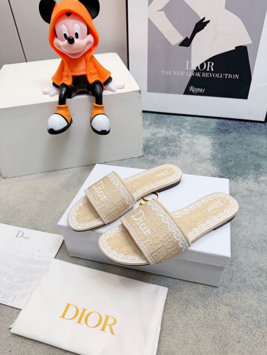 Christian Dior Embroidered Lace Mid Heel Slide Sandals with Embossed Pattern