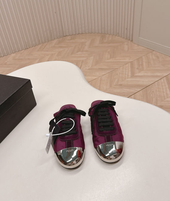 Prada Elegant Cap Toe Mary Jane Shoes Premium Leather Upper