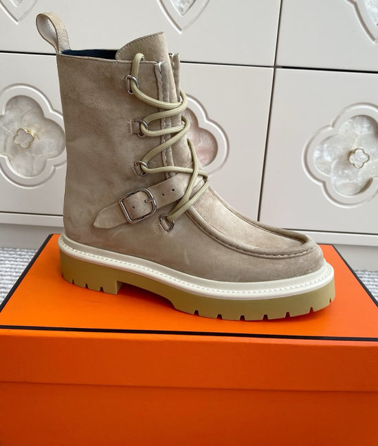 Hermes Slim-fit Knee-high Boots with Zipper Accent