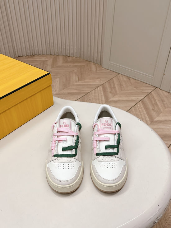 Fendi Retro Leather Casual Sneakers with Non-slip Sole