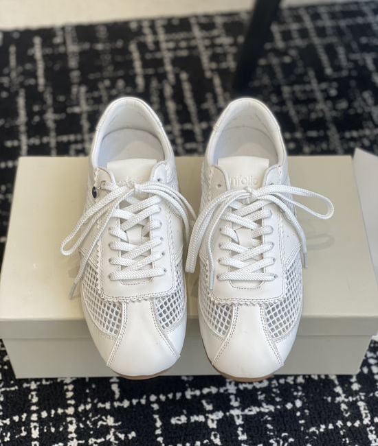Unfolio Lace-up Low-top Sneakers Soft Suede Upper Non-slip Rubber Sole
