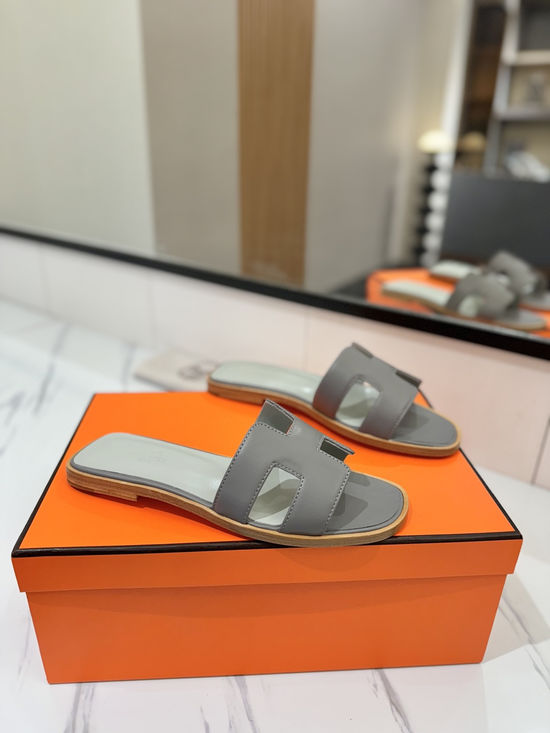 Hermes Smooth Cowhide Leather Welted Sole Comfortable Classic Shoes