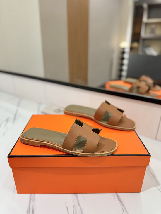 Hermes Smooth Cowhide Leather Welted Sole Comfortable Classic Shoes