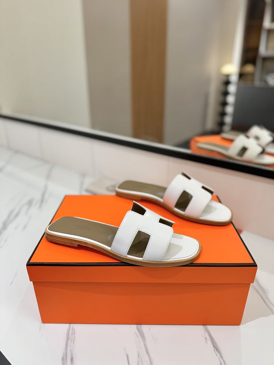 Hermes Smooth Cowhide Leather Welted Sole Comfortable Classic Shoes