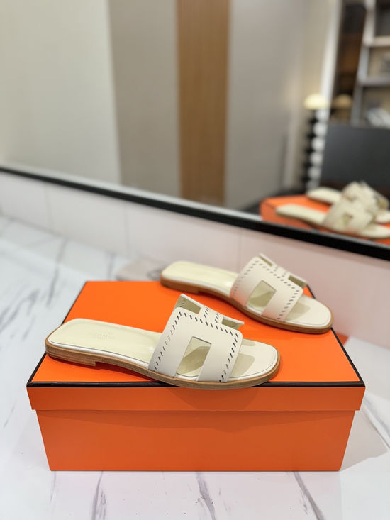 Hermes Printed Smooth Cowhide Leather Welted Sole Classic Shoes